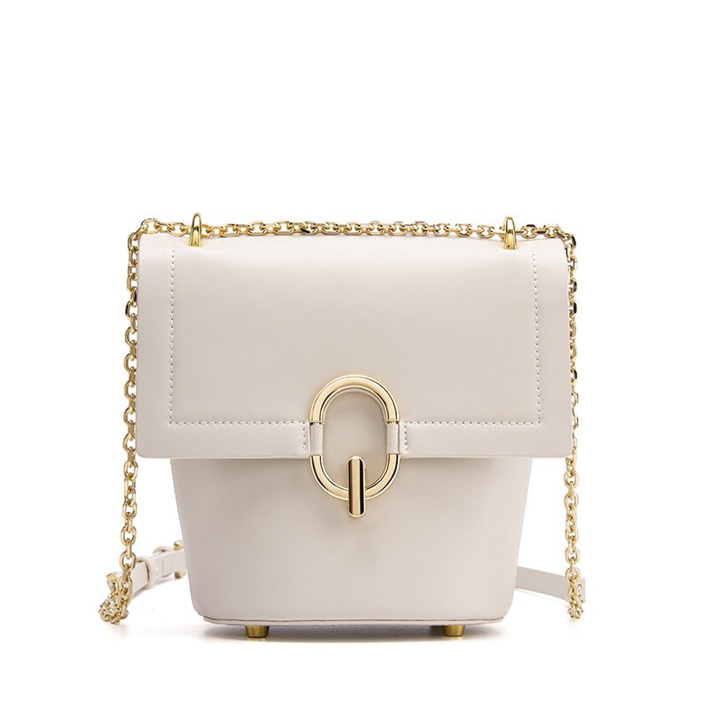 Classic Bucket Bag With Unique Oval Lock Designer