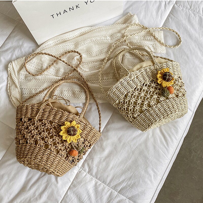Straw Flower Rattan Crossbody Bag