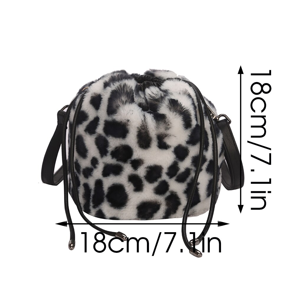 Leopard Pattern Women's Messenger Bag