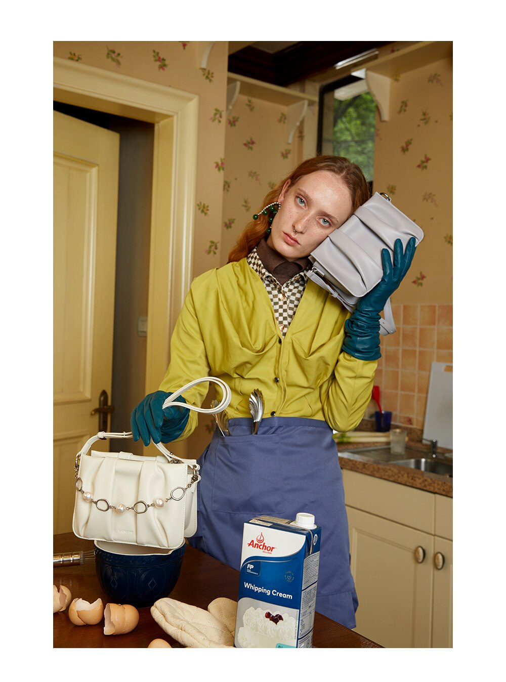 Pleated Shoulder Messenger Handbag