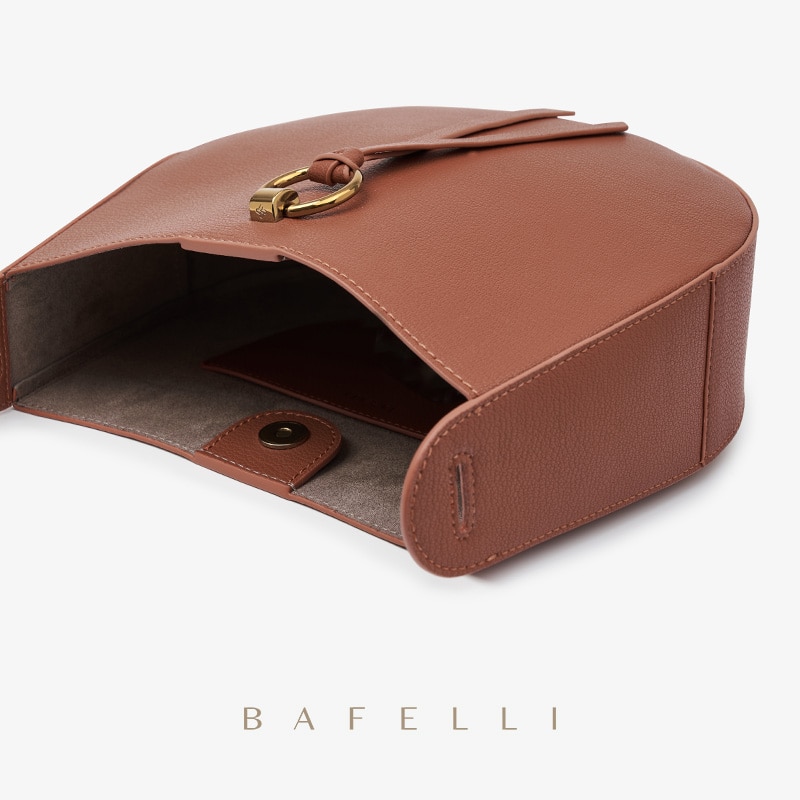Classic Saddle Vintage Leather Bag