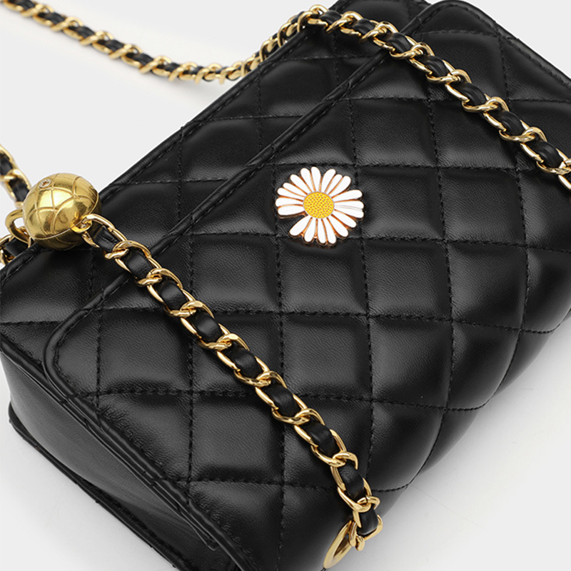 Small Daisy Crossbody Shoulder Bag