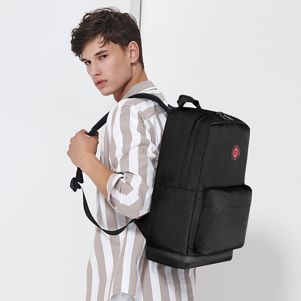 New Casual Men Light Weight Backpacks