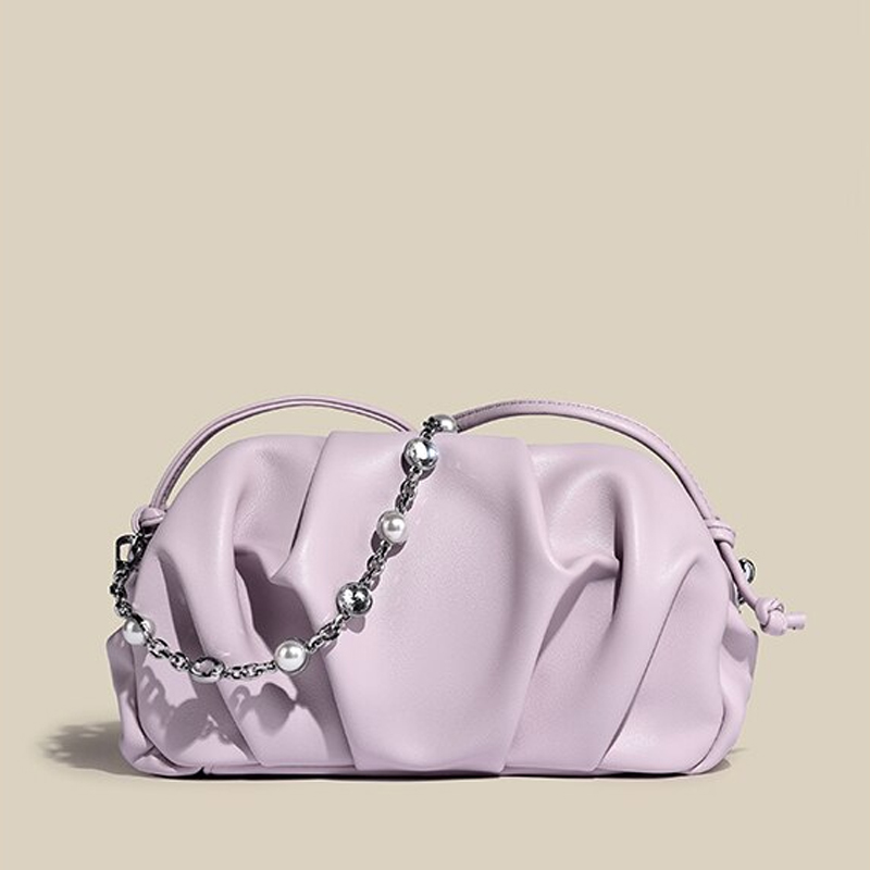 Design Chain Shoulder Bag